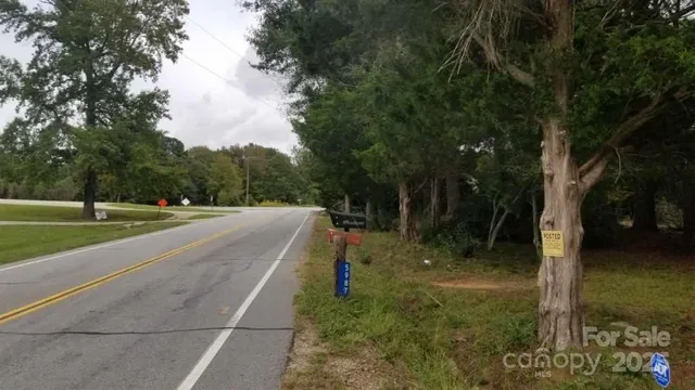 a view of outdoor space