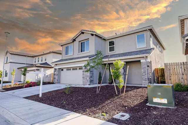 $725,000 | 8486 Gurmit Court, Elk Grove, CA 95624