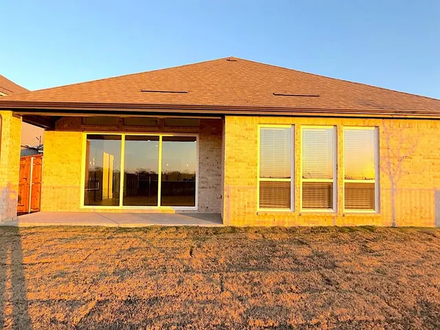 $2,800 | 3109 Heather Lk Court, Celina, TX 75009