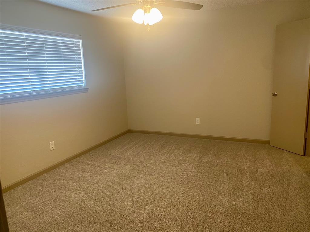 1419 South Story Road Irving, TX 75060 - Photo 9 of 12