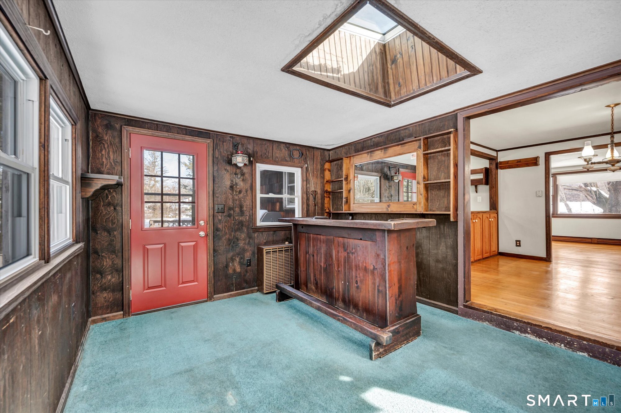 147 Tuttle Road Durham, CT 06422 - Photo 17 of 38 a view of an entryway with a workspace