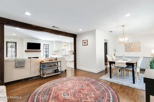 $350,000 | 100 Clara Von Drive, Lafayette, LA 70503