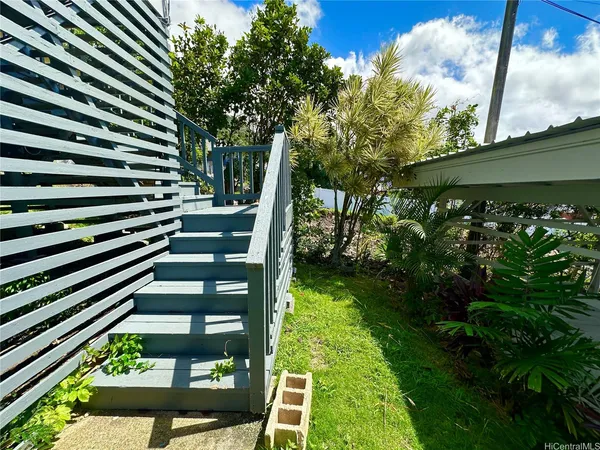 $4,200 | 2454 Waolani Avenue, Unit A, Honolulu, HI 96817