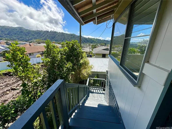 $4,200 | 2454 Waolani Avenue, Unit A, Honolulu, HI 96817