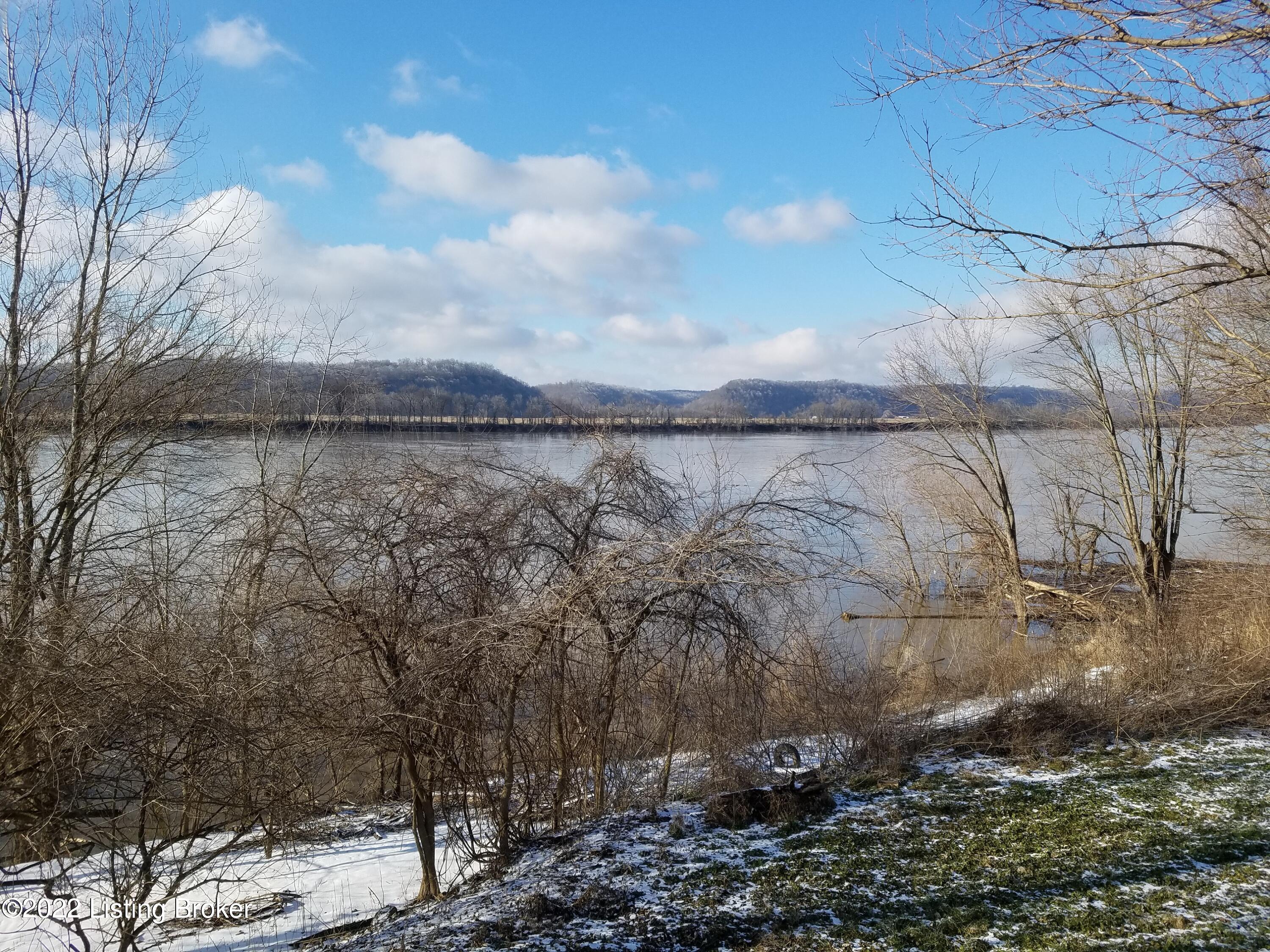 16214 Dixie Beach Road West Point, KY 40177 - Photo 30 of 38 Deck View