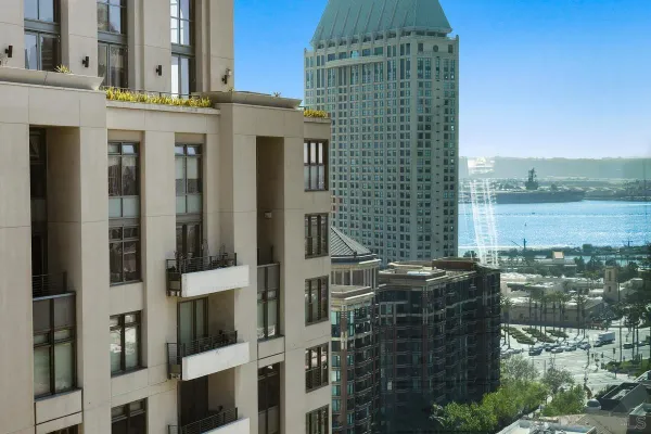 $15,000 | 645 Front Street, Unit 2004, San Diego, CA 92101
