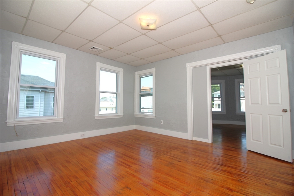 82 Fox Street, Unit 3 Worcester, MA 01604 - Photo 4 of 18
