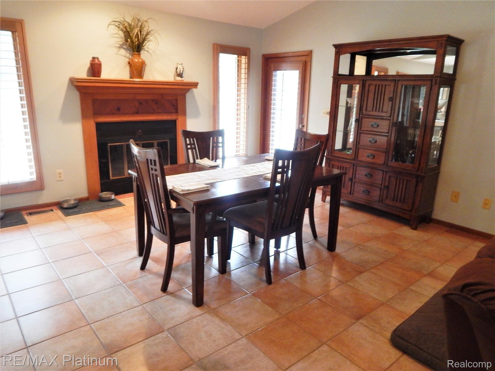 9073 Townley Road Fenton, MI 48430 - Photo 28 of 68 DSCN9674.JPG