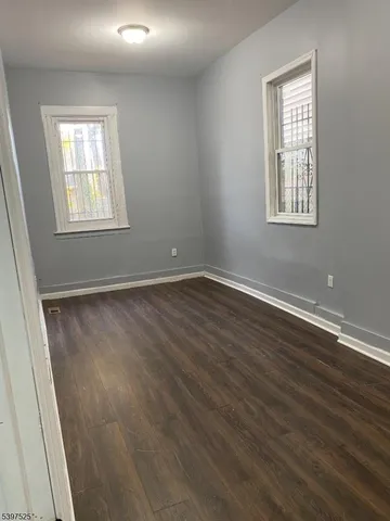 $2,200 | 540 South 20th Street, Newark, NJ 07103
