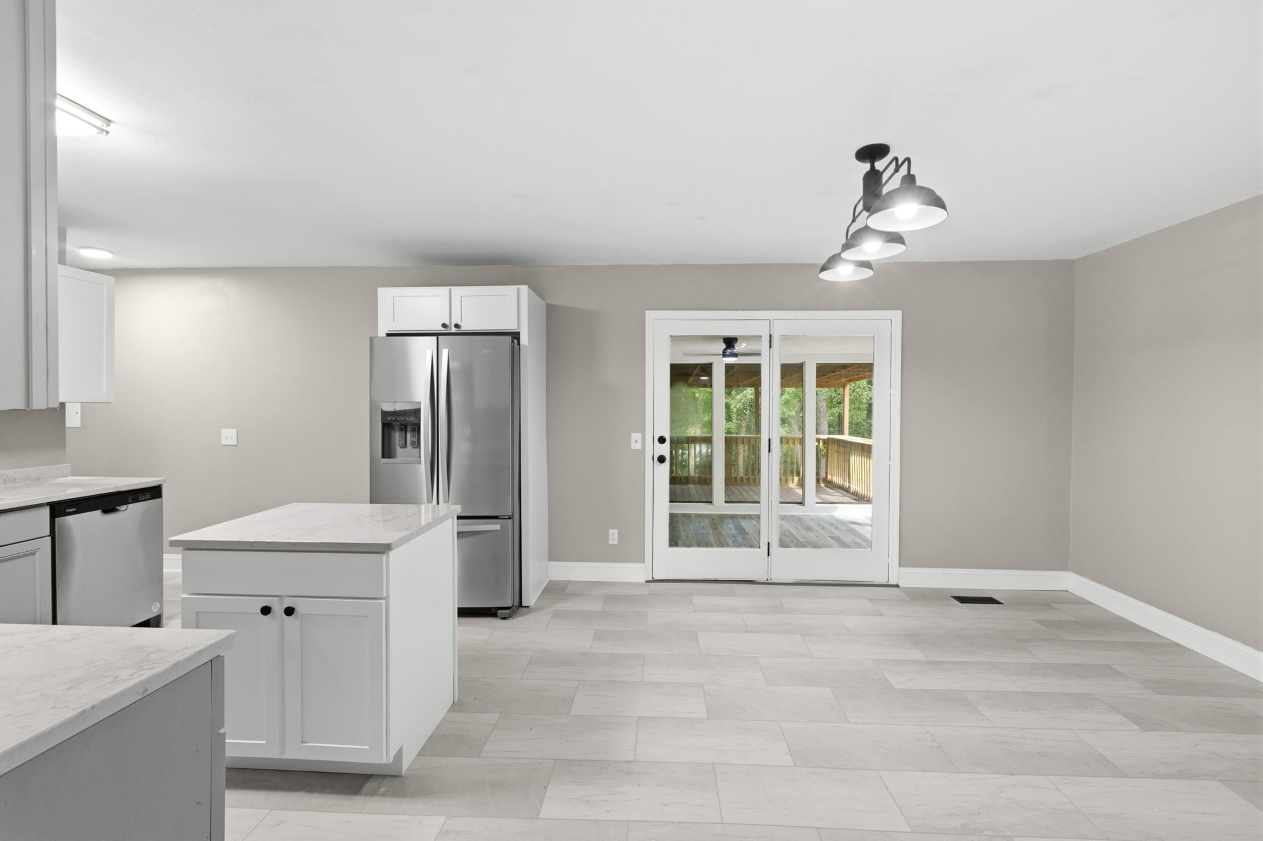 297 Murray Springs Road Chatsworth, GA 30705 - Photo 14 of 46 Eat-In Kitchen