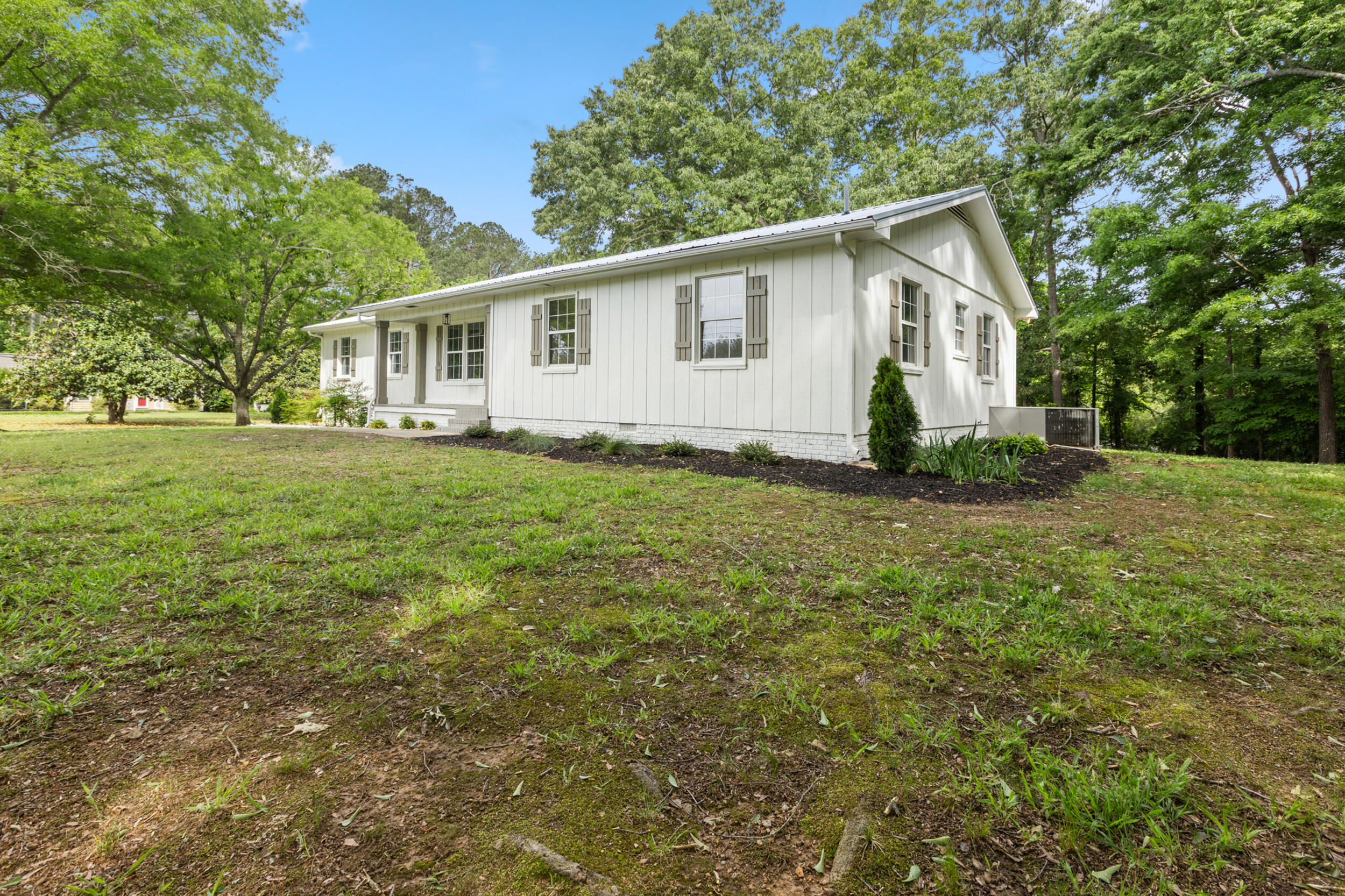 297 Murray Springs Road Chatsworth, GA 30705 - Photo 3 of 46 297 Murray Springs Road