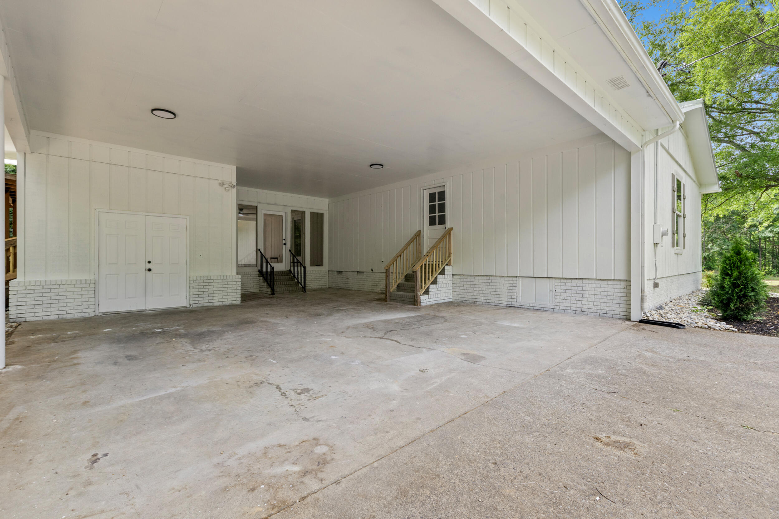 297 Murray Springs Road Chatsworth, GA 30705 - Photo 5 of 46 297 Murray Springs Road