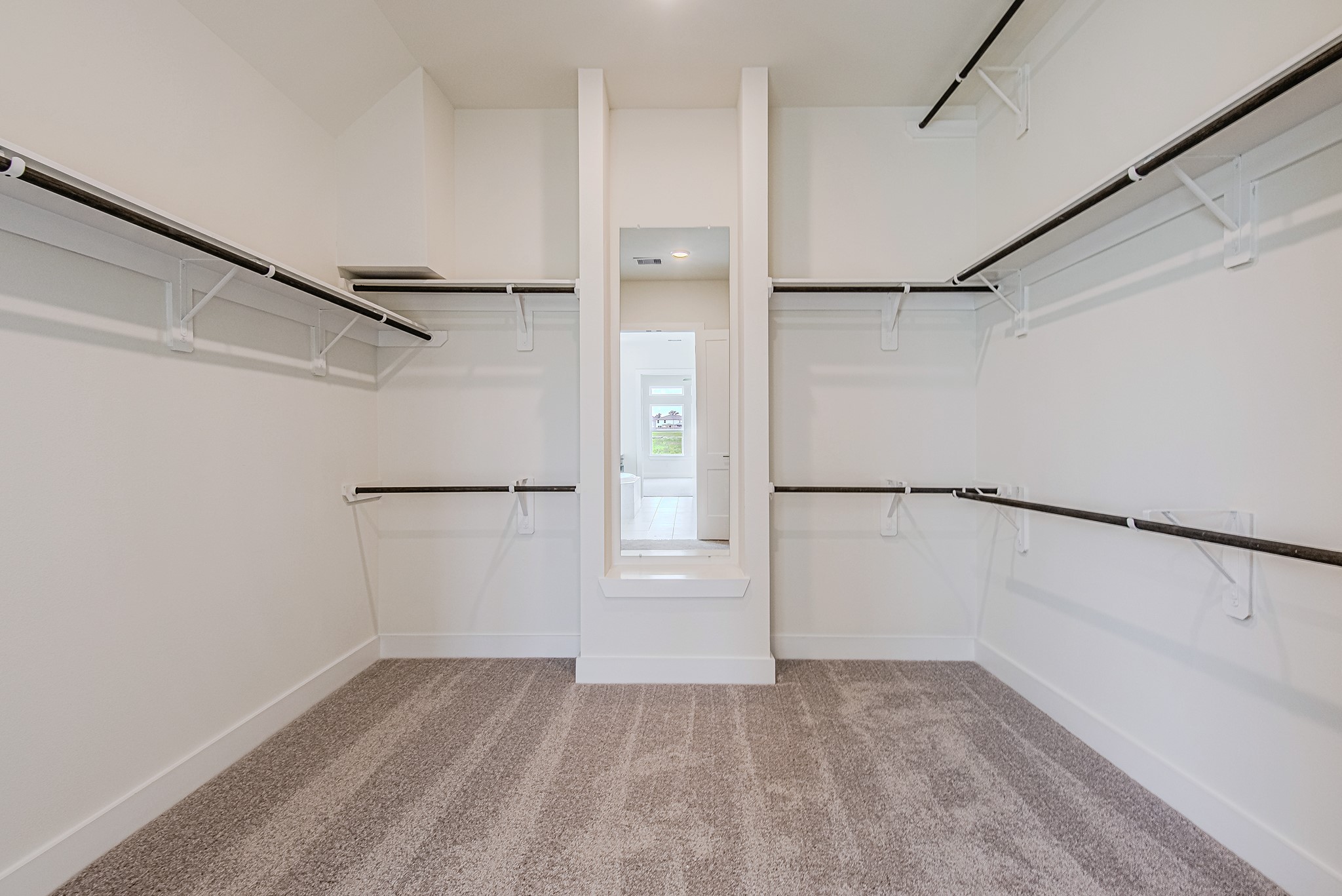 157 Peninsula Point Drive Montgomery, TX 77356 - Photo 21 of 33 a view of an empty walk in closet