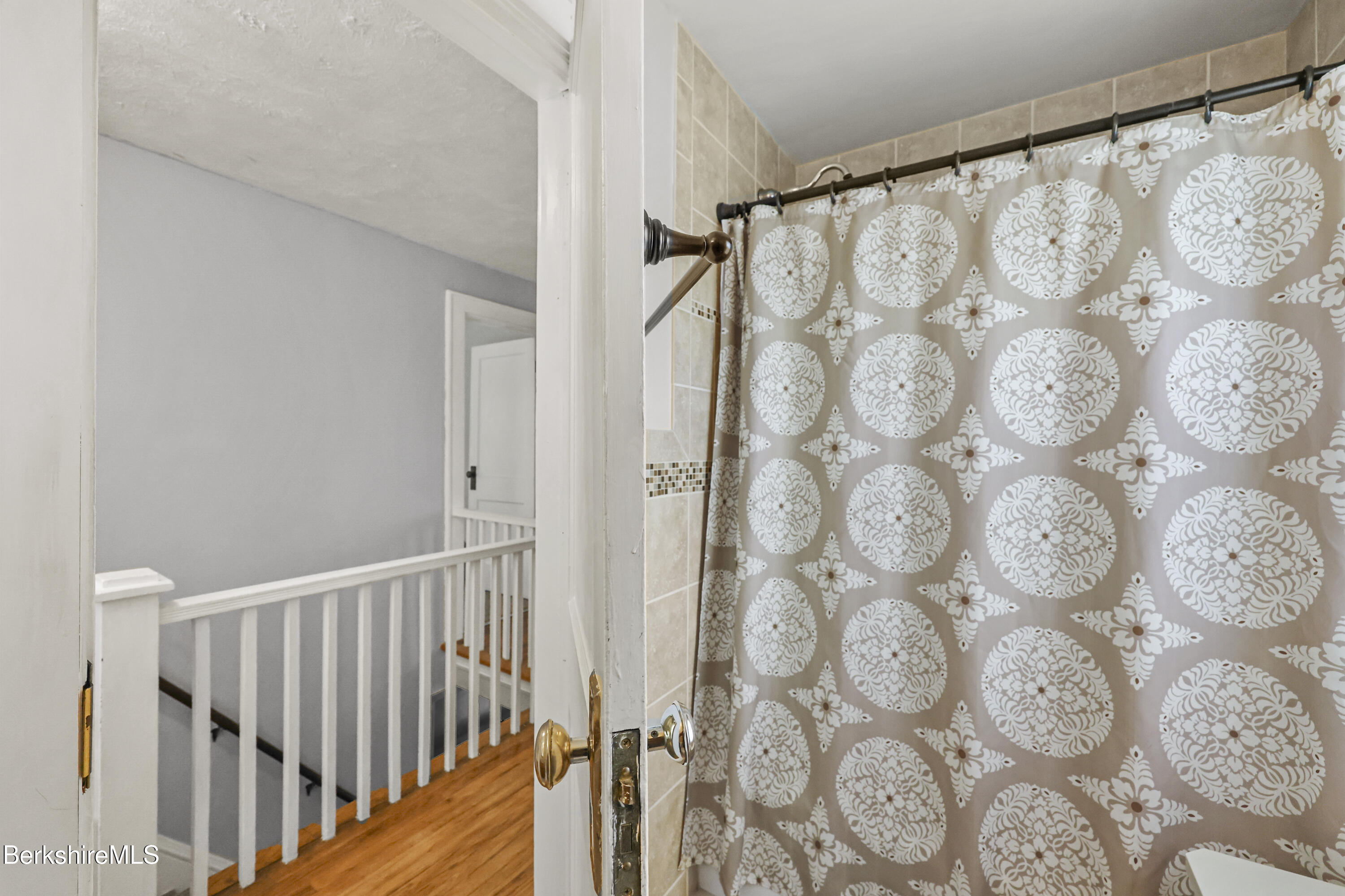 142 Benedict Road Pittsfield, MA 01201 - Photo 23 of 31 Bathroom