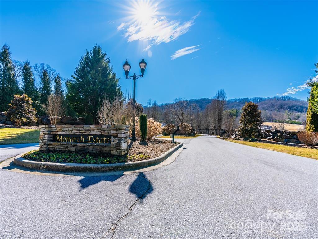 19-20 Riva Ridge Drive, Unit 26/34 Fairview, NC 28730 - Photo 10 of 15