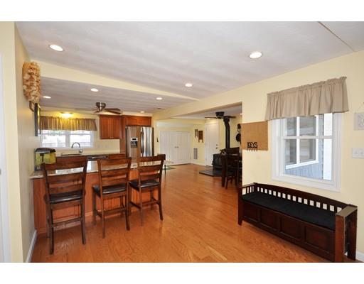16 Judith Road Chelmsford, MA 01824 - Photo 4 of 14 a room with furniture and a table