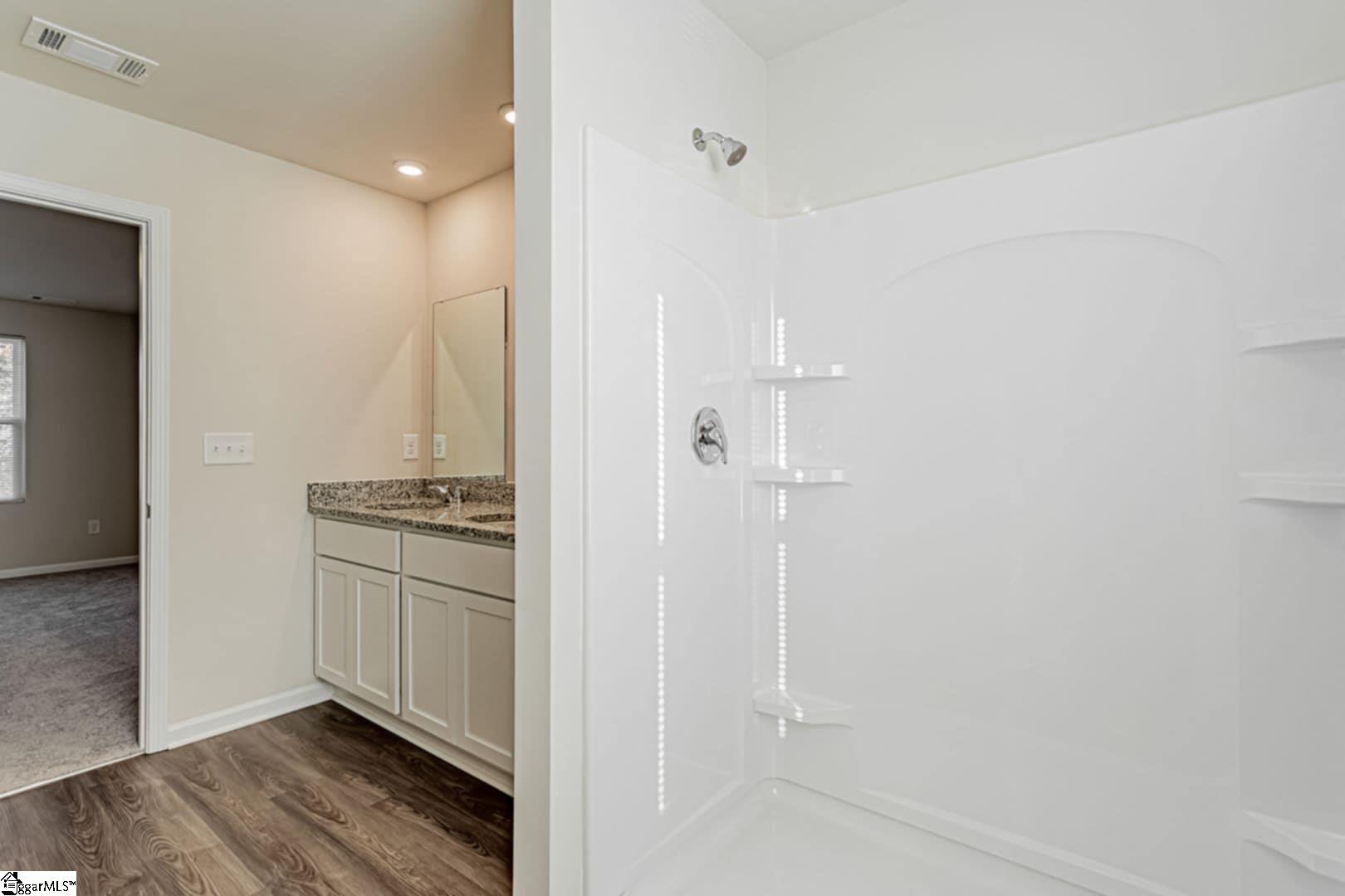 113 Brooks Court Laurens, SC 29360 - Photo 13 of 28