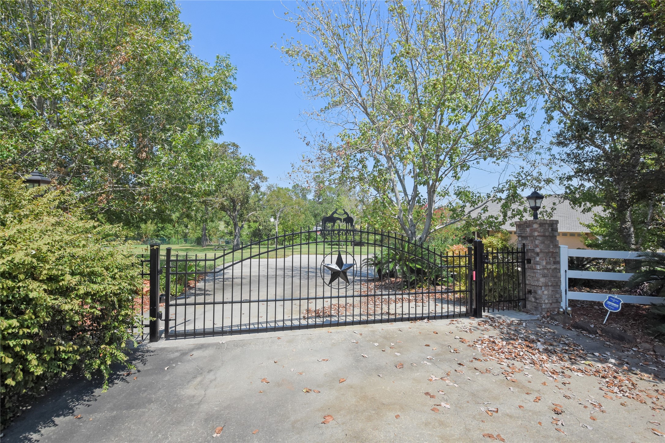 367 Fawn Road Livingston, TX 77351 - Photo 5 of 50 The entire 5.8 acre property is fenced and gated.