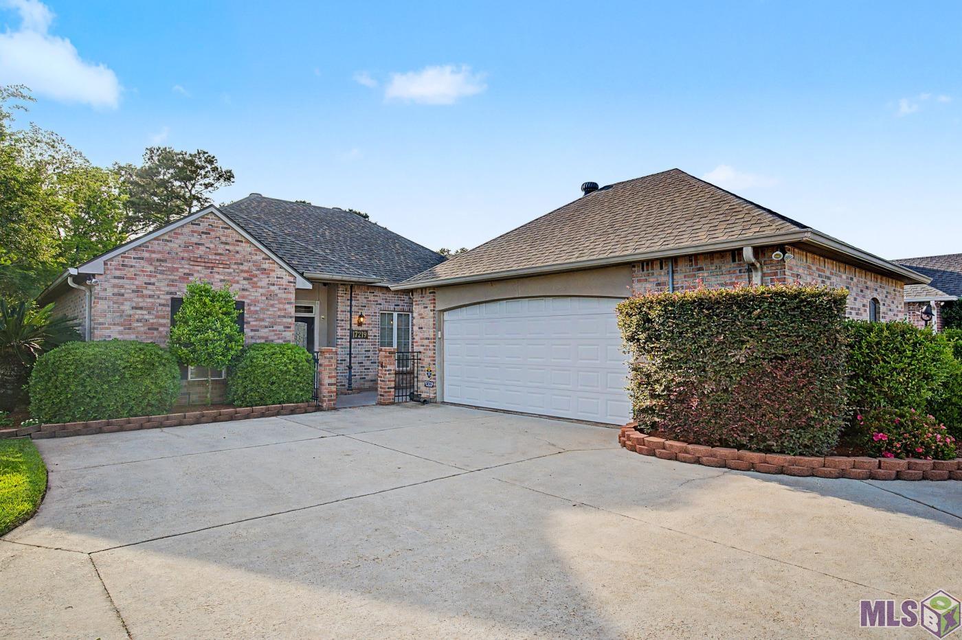 17219 Rue Village Prairieville, LA 70769 - Photo 1 of 23 Gallery Image 1