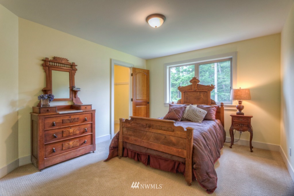 12600 South Keyport Road Northeast Poulsbo, WA 98370 - Photo 11 of 25 Gallery Image 11