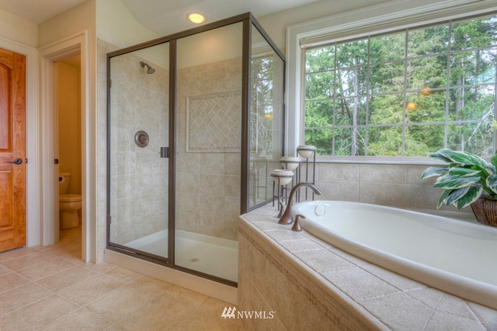 12600 South Keyport Road Northeast Poulsbo, WA 98370 - Photo 16 of 25 Gallery Image 16