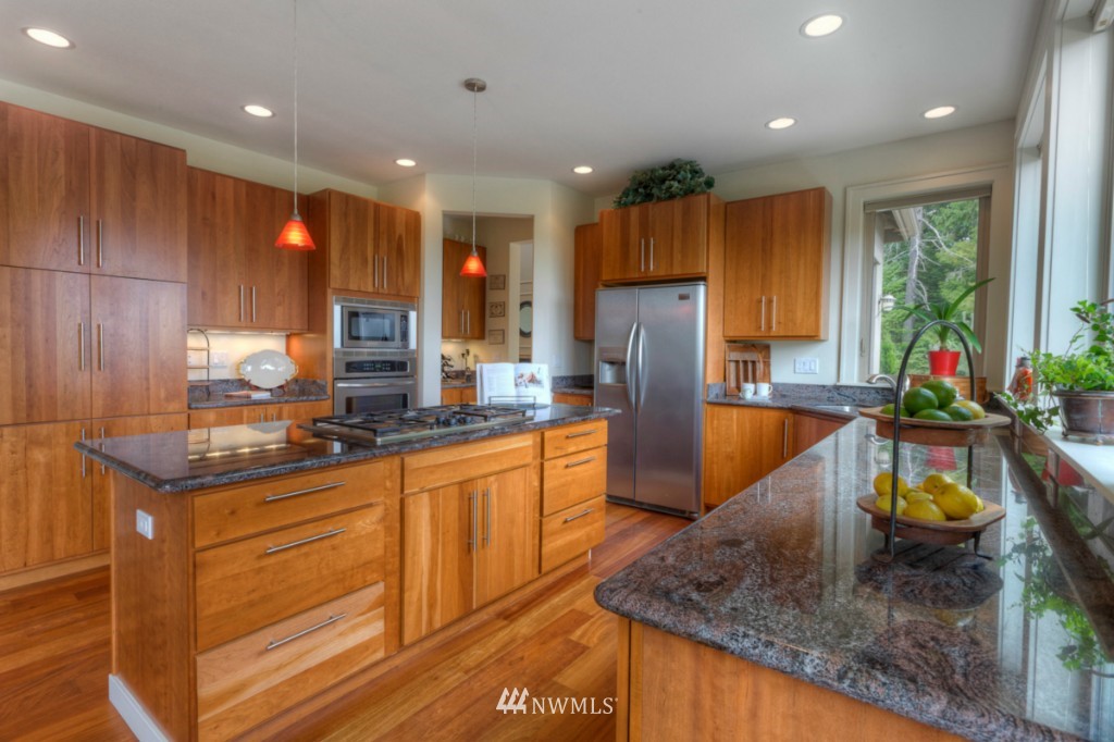 12600 South Keyport Road Northeast Poulsbo, WA 98370 - Photo 24 of 25 Gallery Image 24