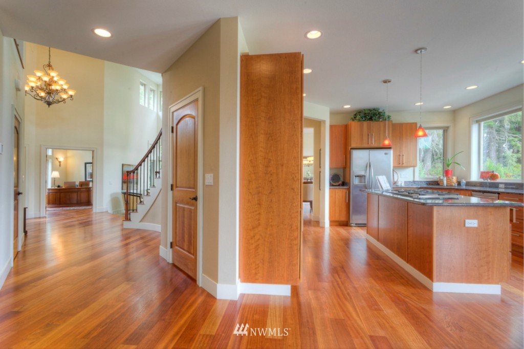 12600 South Keyport Road Northeast Poulsbo, WA 98370 - Photo 7 of 25 Gallery Image 7