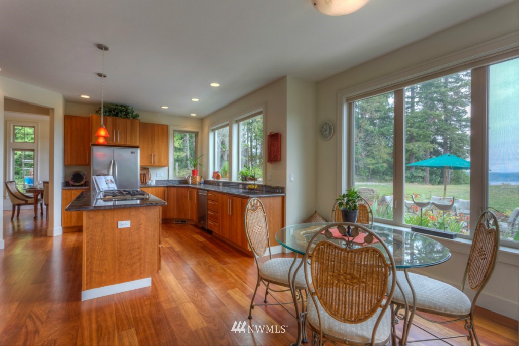 12600 South Keyport Road Northeast Poulsbo, WA 98370 - Photo 8 of 25 Gallery Image 8
