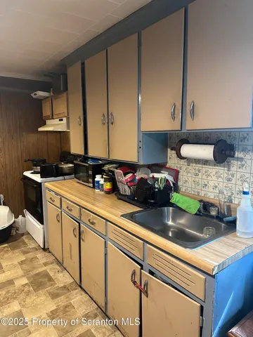 $190,000 | 3061-3065 Main Street, Clarks Summit, PA 18411