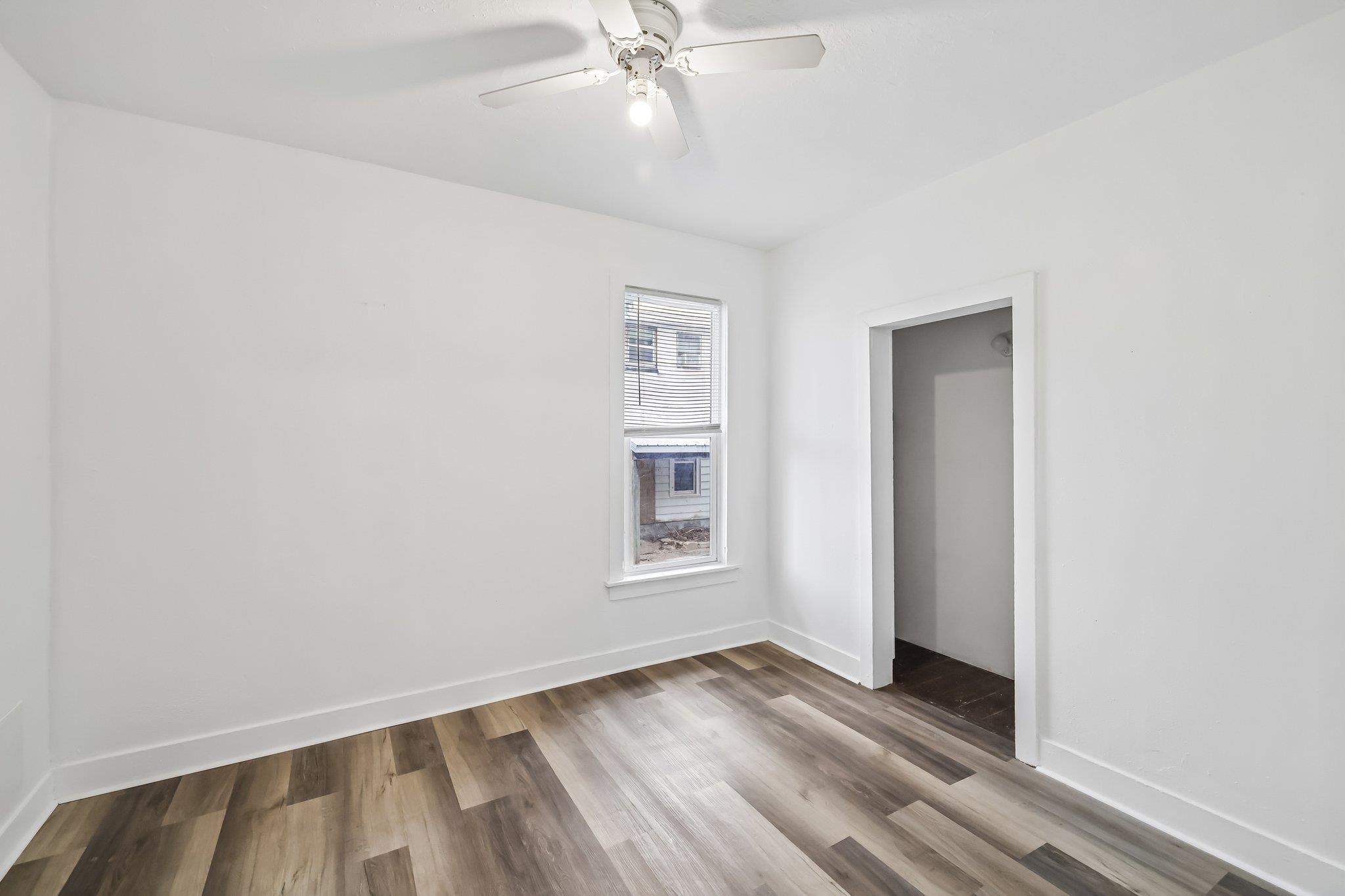 327 8th Baraboo, WI 53913 - Photo 12 of 19