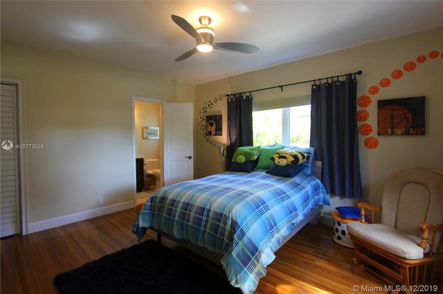 $1,300,000 | 521 Perugia Avenue, Coral Gables, FL 33146