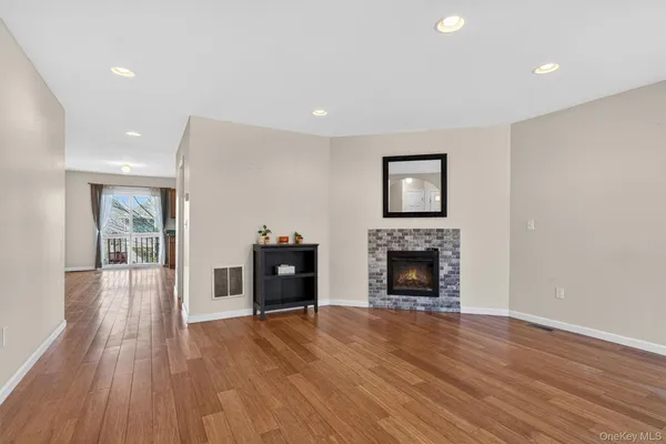 $369,900 | 2 Deerfield Court, Rock Hill, NY 12775