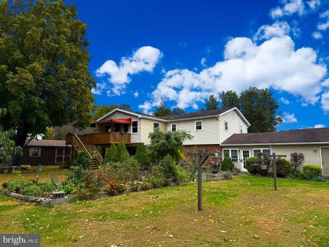 $499,900 | 127 Pheasant Circle, Barto, PA 19504