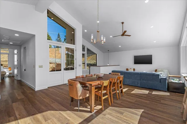 $1,625,000 | 20603 Longridge Court, Groveland, CA 95321