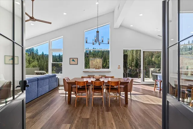 $1,625,000 | 20603 Longridge Court, Groveland, CA 95321