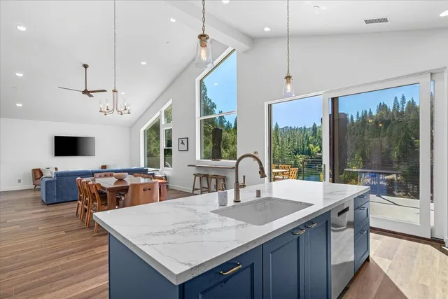 $1,625,000 | 20603 Longridge Court, Groveland, CA 95321