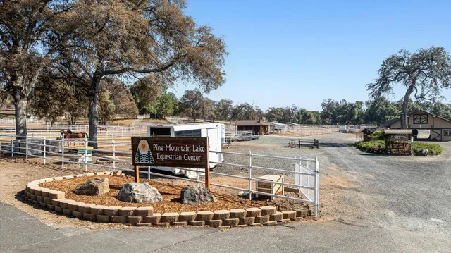 $1,625,000 | 20603 Longridge Court, Groveland, CA 95321