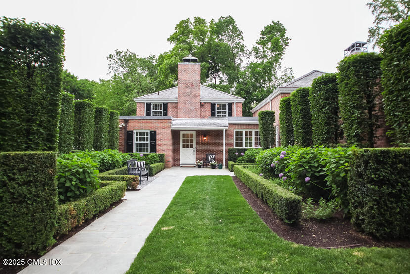 60 Meadow Road Riverside, CT 06878 - Photo 5 of 30 front-view-p616432