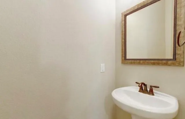 $2,750 | 181 Roberto Drive, Unit 17A, Austin, TX 78734