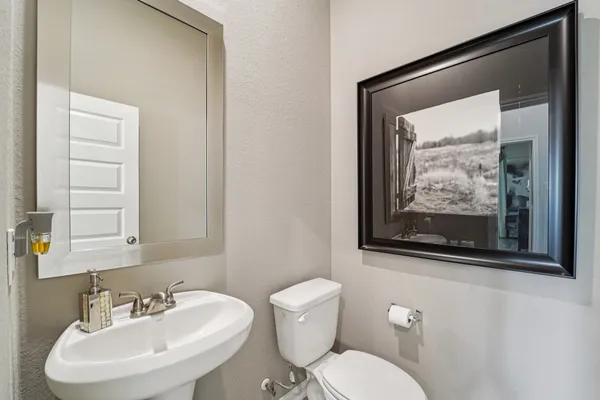 $363,973 | 811 Tejas Village Parkway, Salt Lake City, TX 84101
