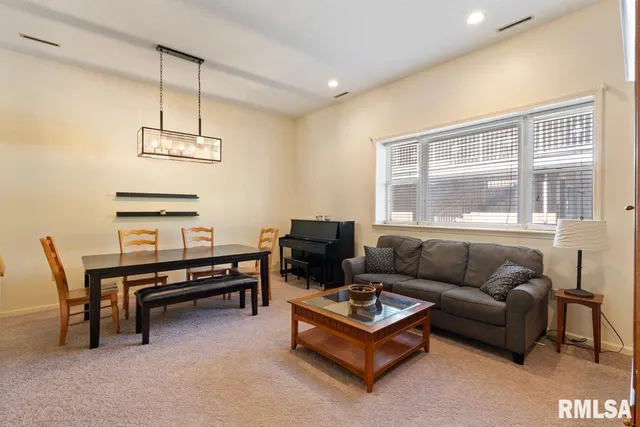 $144,900 | 1104 Kimberly Road, Unit 602, Bettendorf, IA 52722