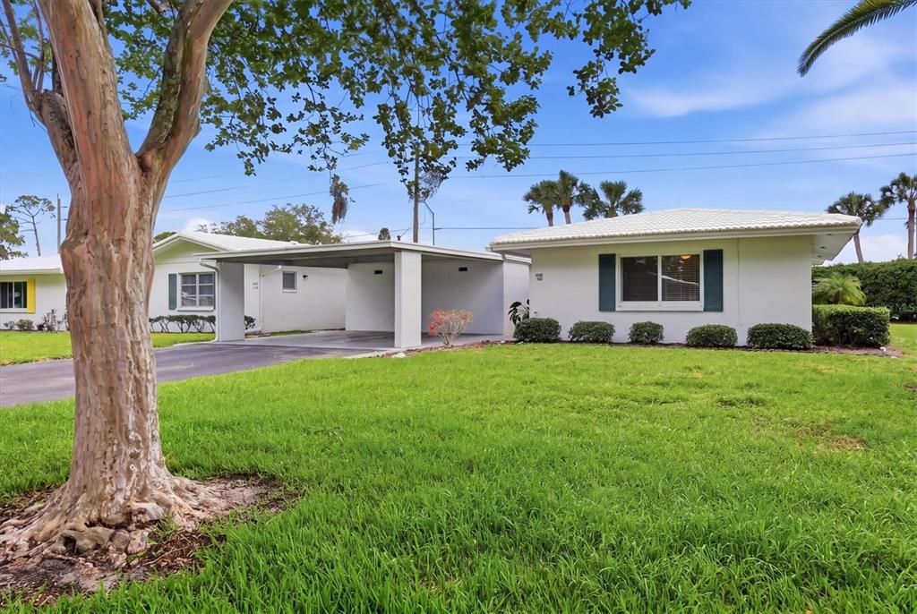 4208 Roxane Boulevard, Unit 95 Sarasota, FL 34235 - Photo 4 of 48