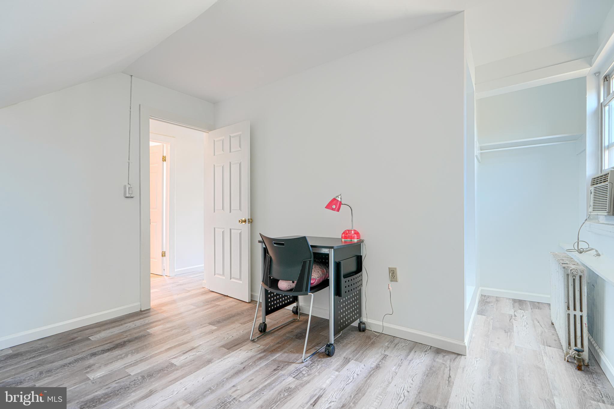 4905 Fable Street Capitol Heights, MD 20743 - Photo 27 of 45 2nd Bedroom Upper Level