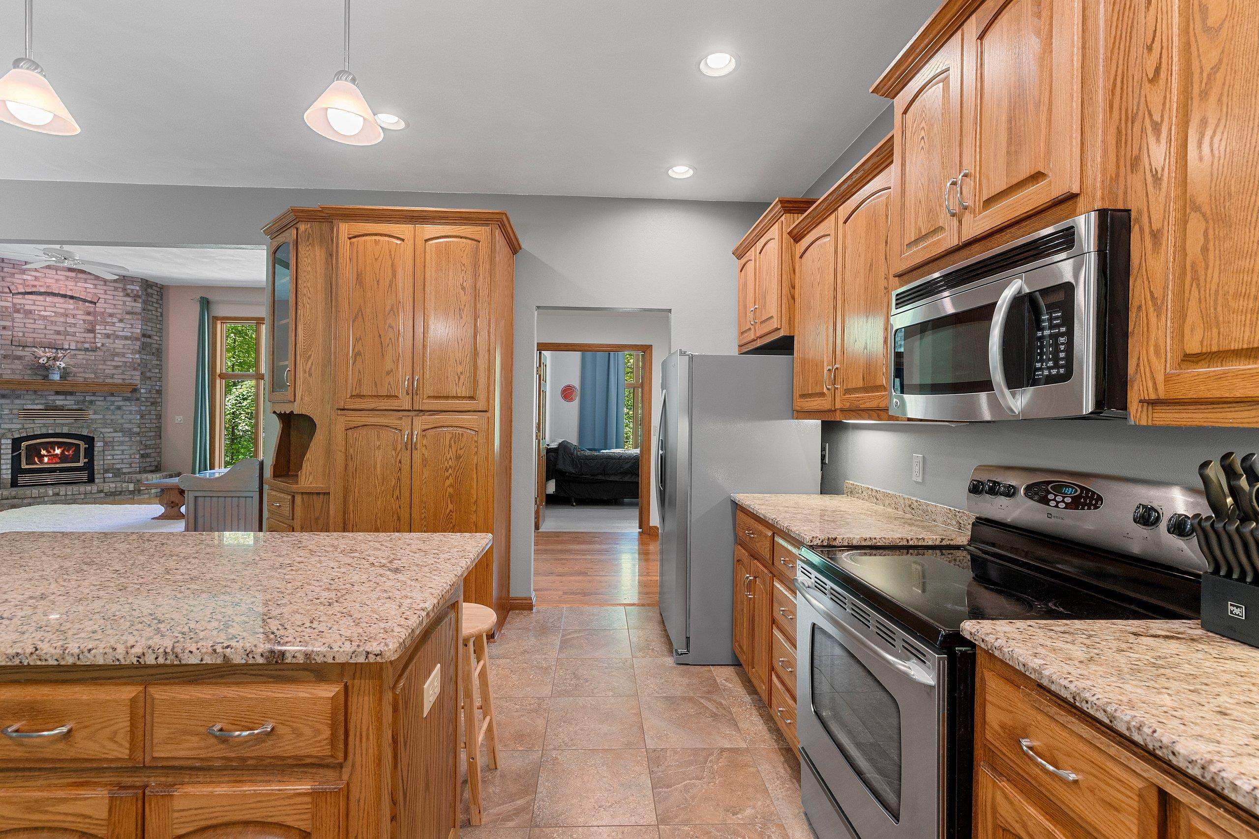 N3880 Anita Wieckert Road Appleton, WI 54913 - Photo 14 of 67