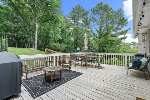 $825,000 | 5028 Briarwood Drive, Nashville, TN 37211