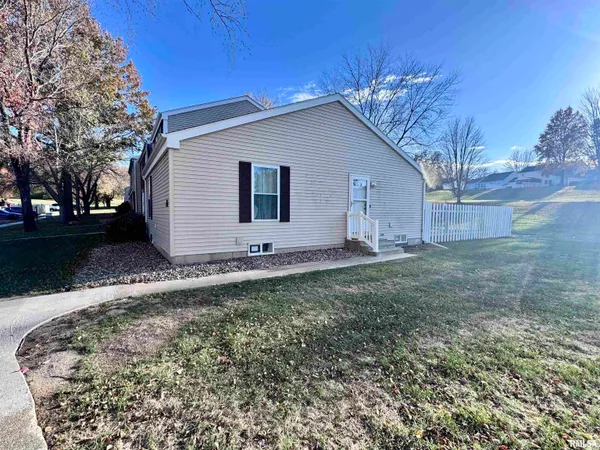 $85,000 | 80 South Yorktown Road, Macomb, IL 61455