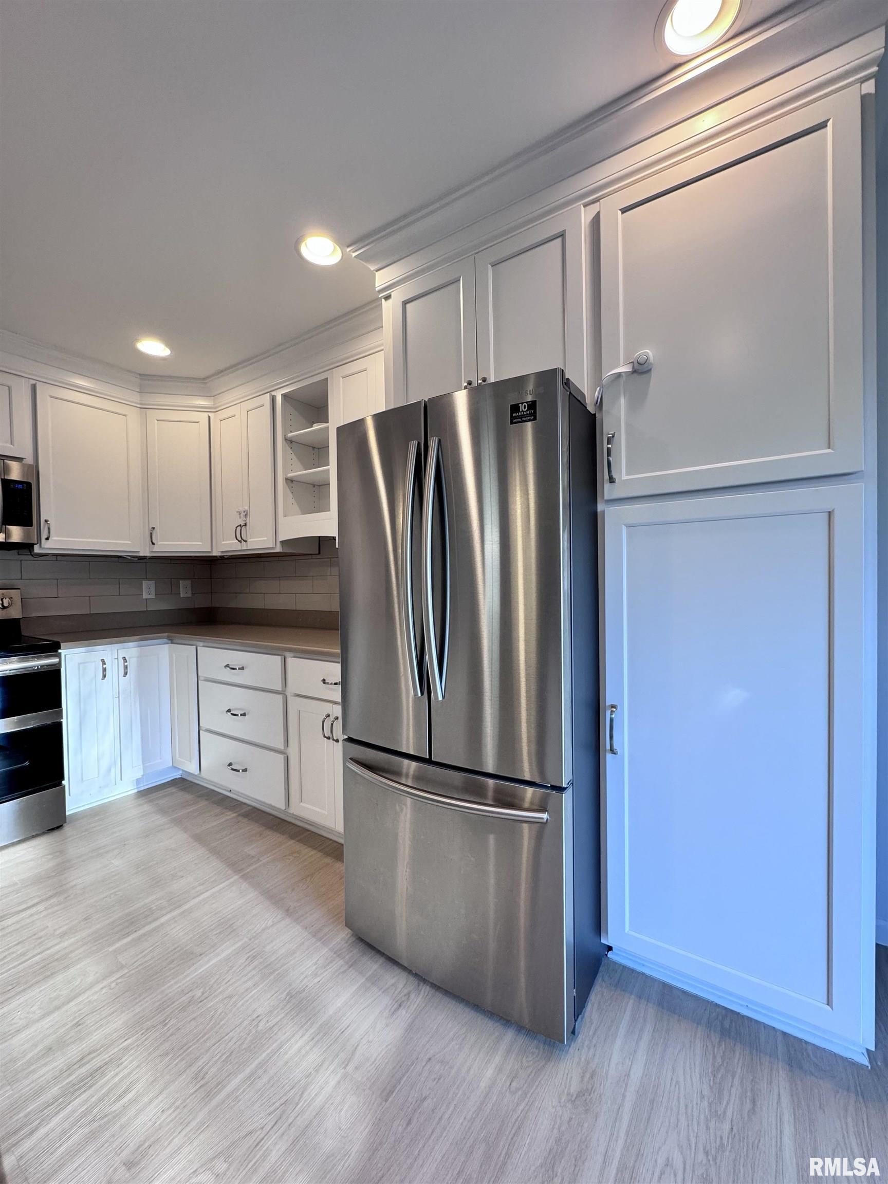 80 South Yorktown Road Macomb, IL 61455 - Photo 14 of 28