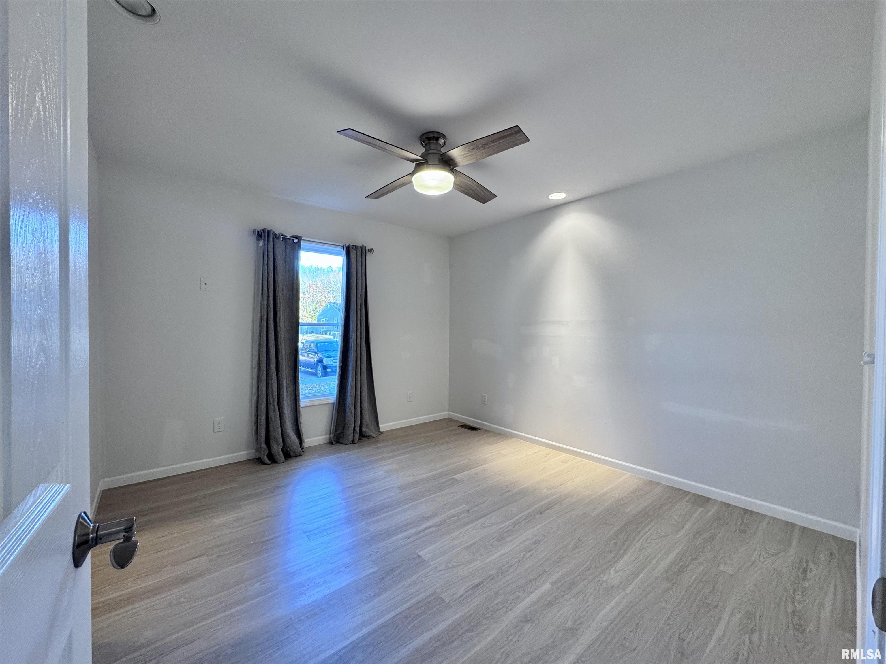 80 South Yorktown Road Macomb, IL 61455 - Photo 16 of 28