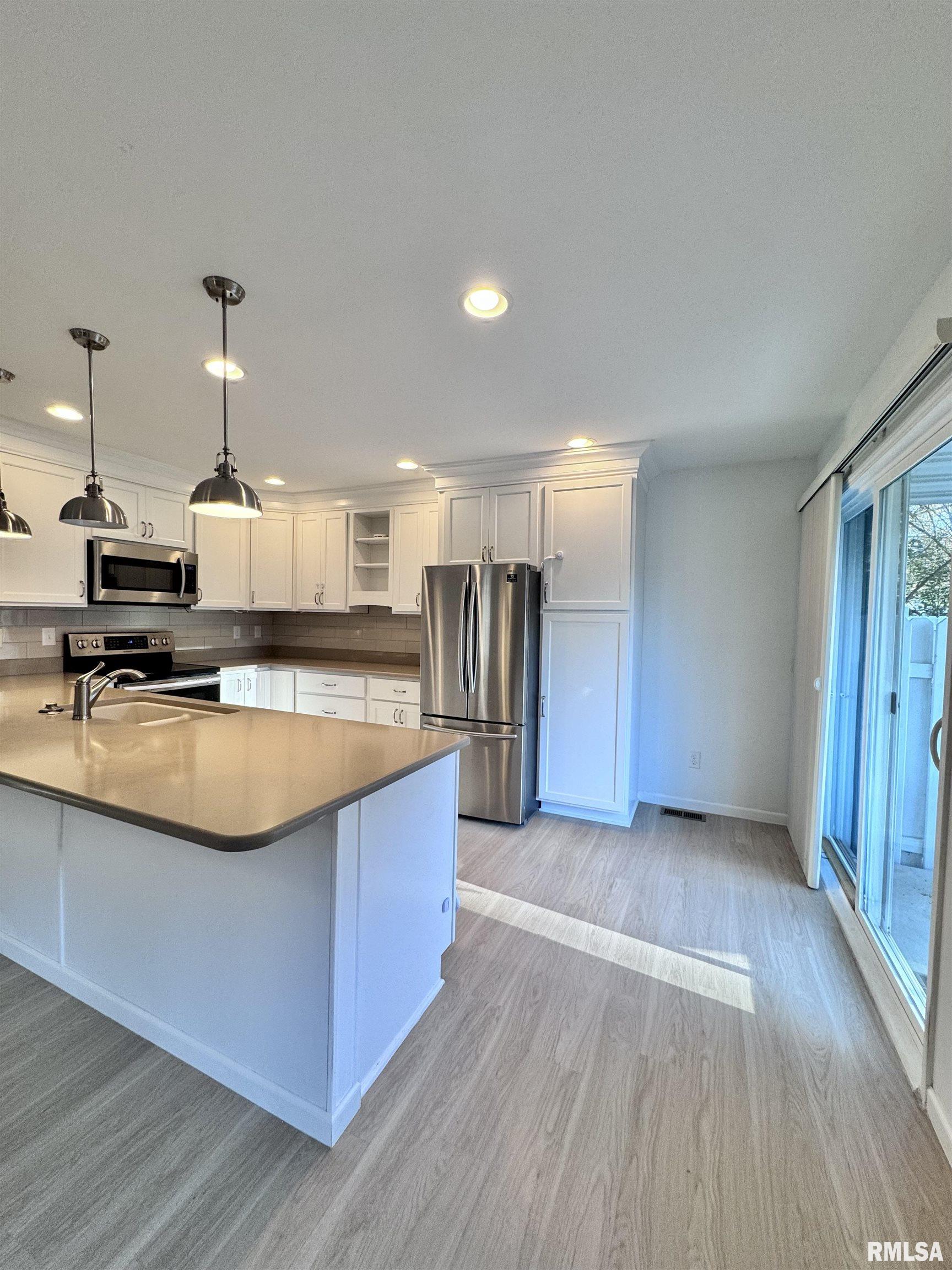 80 South Yorktown Road Macomb, IL 61455 - Photo 7 of 28