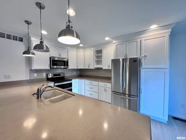 $88,500 | 80 South Yorktown Road, Macomb, IL 61455